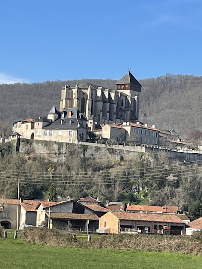 Camping Es Pibous, Camping à Saint-Bertrand-de-Comminges