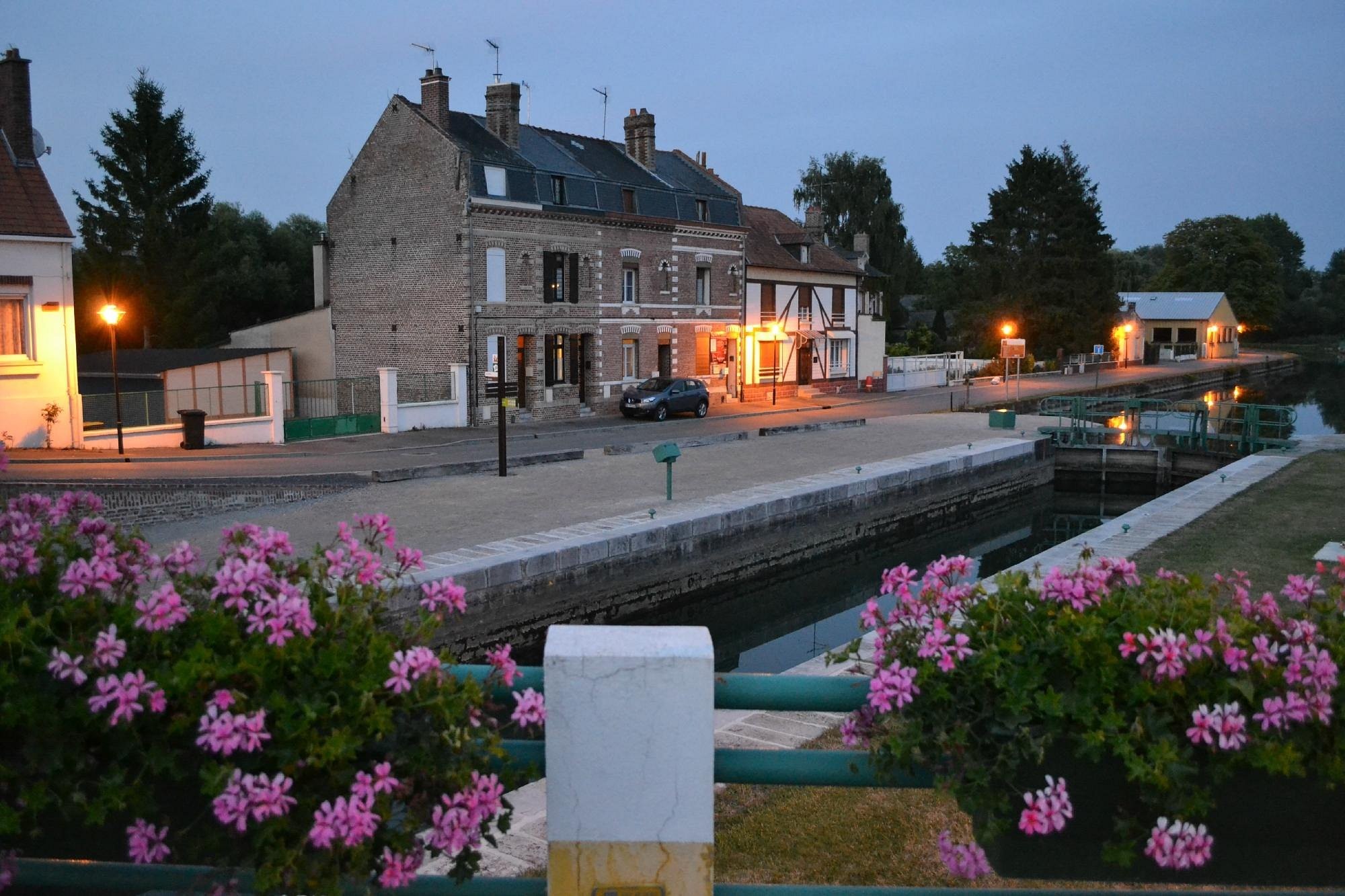Camping De L'Abîme, Camping à Picquigny