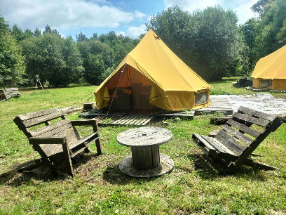 Eco-Lieu Potabilis La Ferme À Culture, Camping à Saint-Magne