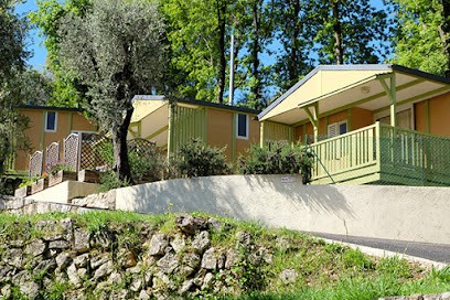 Camping des Gorges du Loup - 4 Etoiles, Camping au Bar-sur-Loup
