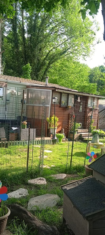 Hameau Du Saut Du Loup, Camping à Garancières