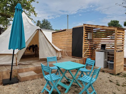 Camping Le Hameau Des Pêcheurs, Camping à Novalaise