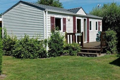 Camping Du Champ Neuf, Camping à Saint-Quentin-en-Tourmont