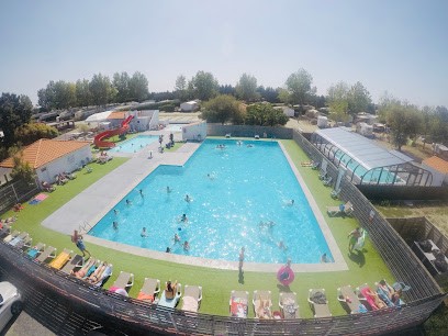 Camping Les Chênes Verts, Camping à Villeneuve-en-Retz