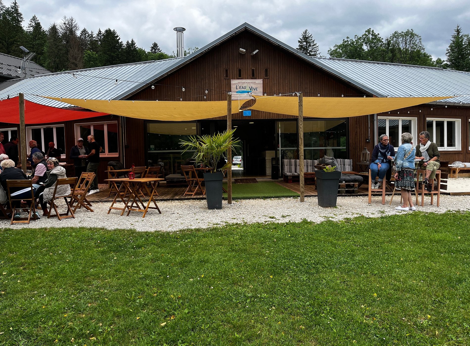 Camping De L'Île Du Chéran, Camping à Lescheraines