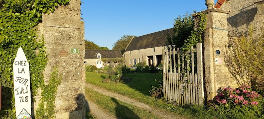 Chez La Fontaine, Camping à Géfosse-Fontenay