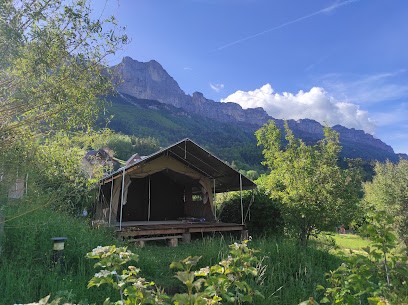 Camping Des Petites Roches - Onlycamp, Camping à Lumbin