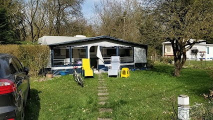 CaravaningClub Des Salvatres, Camping à Thorigny-sur-Marne