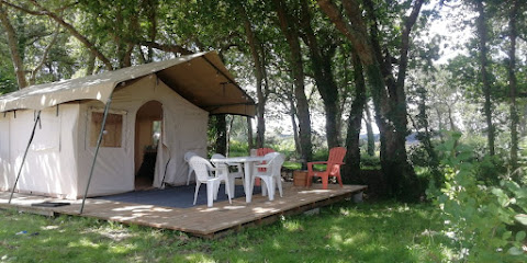Camping Les Pieds Dans L'eau Camping à Crozon