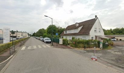 Freulon Huguette, Camping à L'Isle-Adam