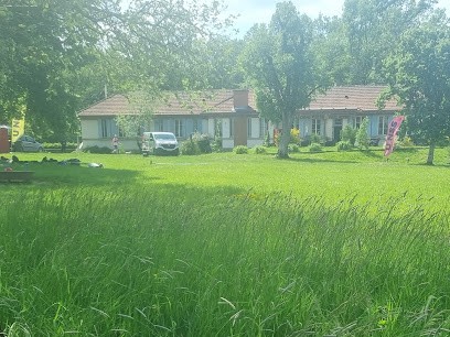 Le Chêne Perché, Camping à Signy-l'Abbaye