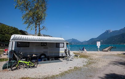 Camping Le Lac Bleu, Camping à Doussard