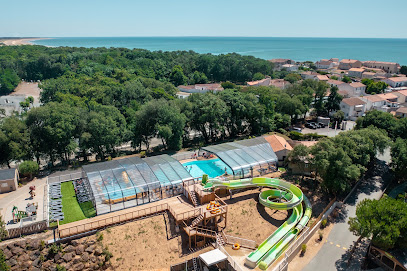 Camping Le Petit Rocher Camping à Longeville-sur-Mer