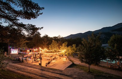 Huttopia Lac De Serre Ponçon, Camping à Ubaye-Serre-Ponçon