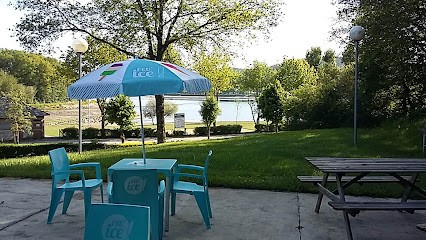 Village Vacances Yaloer, Camping à Villefranche-de-Panat