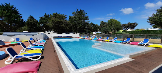 Camping Au Val De Loire En Ré · Apv · 4 Étoiles · Camping Ile De Ré, Camping au Bois-Plage-en-Ré