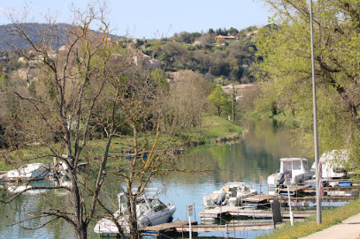 Camping Municipal De Charmes Sur Rhône Camping à Charmes-sur-Rhône