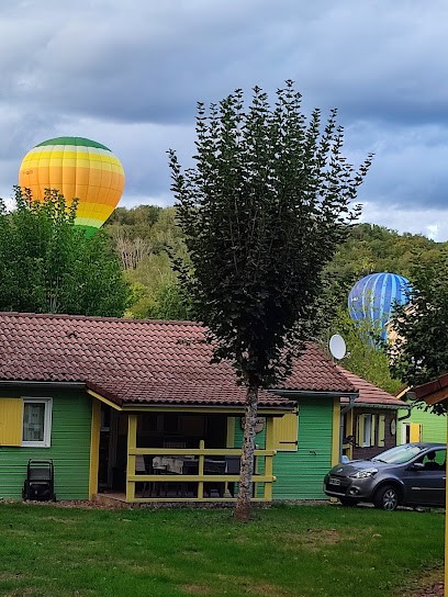 Camping La Pierre, Camping à Mélisey