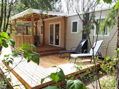 Camping De La Plage, Camping à Saint-Cirq-Lapopie