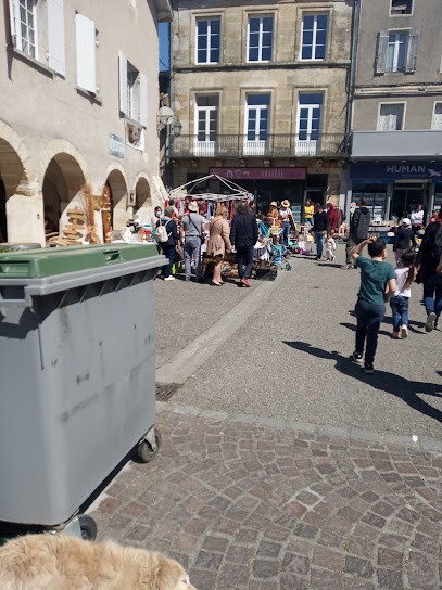 Le Cabri Holiday Village, Camping à Duras
