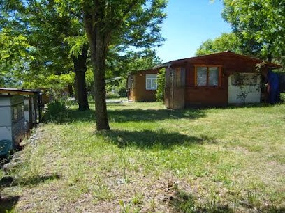 Camping Le Mas De L'Aubezon, Camping à Vernon