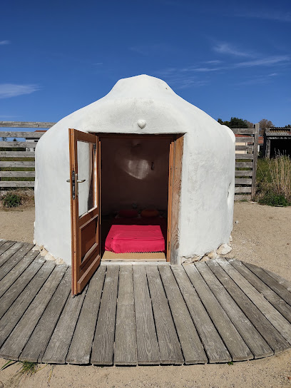 Aire De Bivouhamac Au Jardin Mirandou Camping à Montfaucon-en-Velay