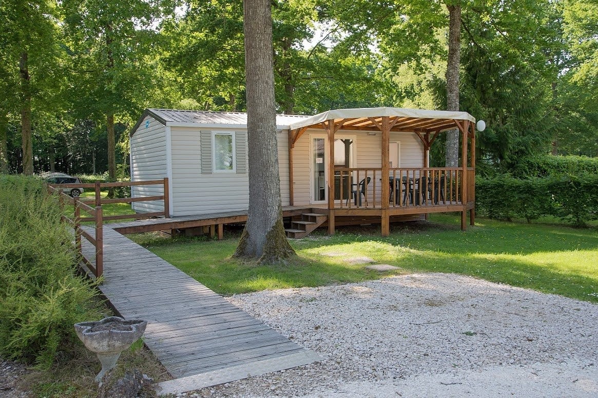 Le Bois guillaume, Camping à Villeneuve-les-Genêts