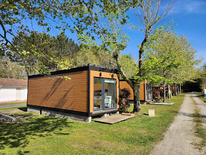 Camping Résidentiel - L'orée Des Landes Camping à Onesse-Laharie