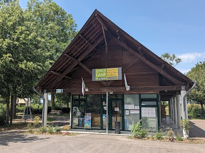 Camping La Confluence - Onlycamp, Camping à Savonnières