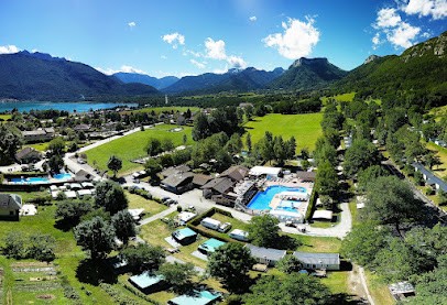 Camping Annecy Lac - Les Fontaines - Lathuile, Camping à Lathuile
