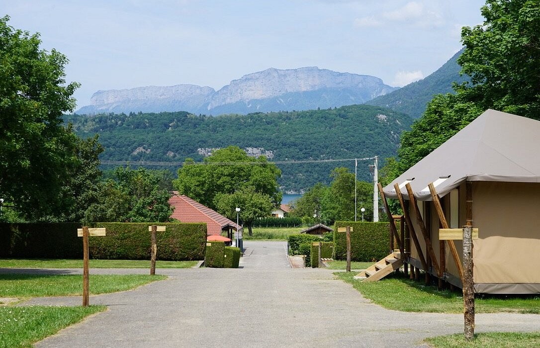 Camping Municipal, Camping à Duingt