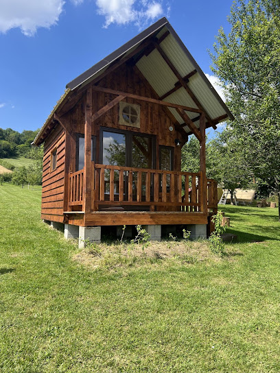 Au Revers Du Noitel, Camping à Chanteraine