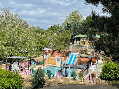 Domaine Camping Les Roches 4 étoiles, Camping au Crestet