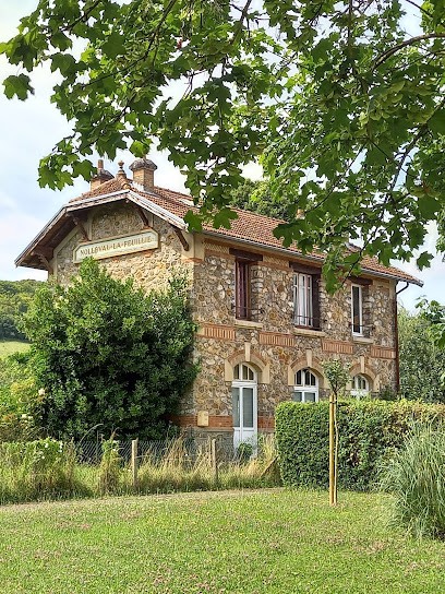 Camping Municipal Le Clair Ruissel, Camping à Nolléval