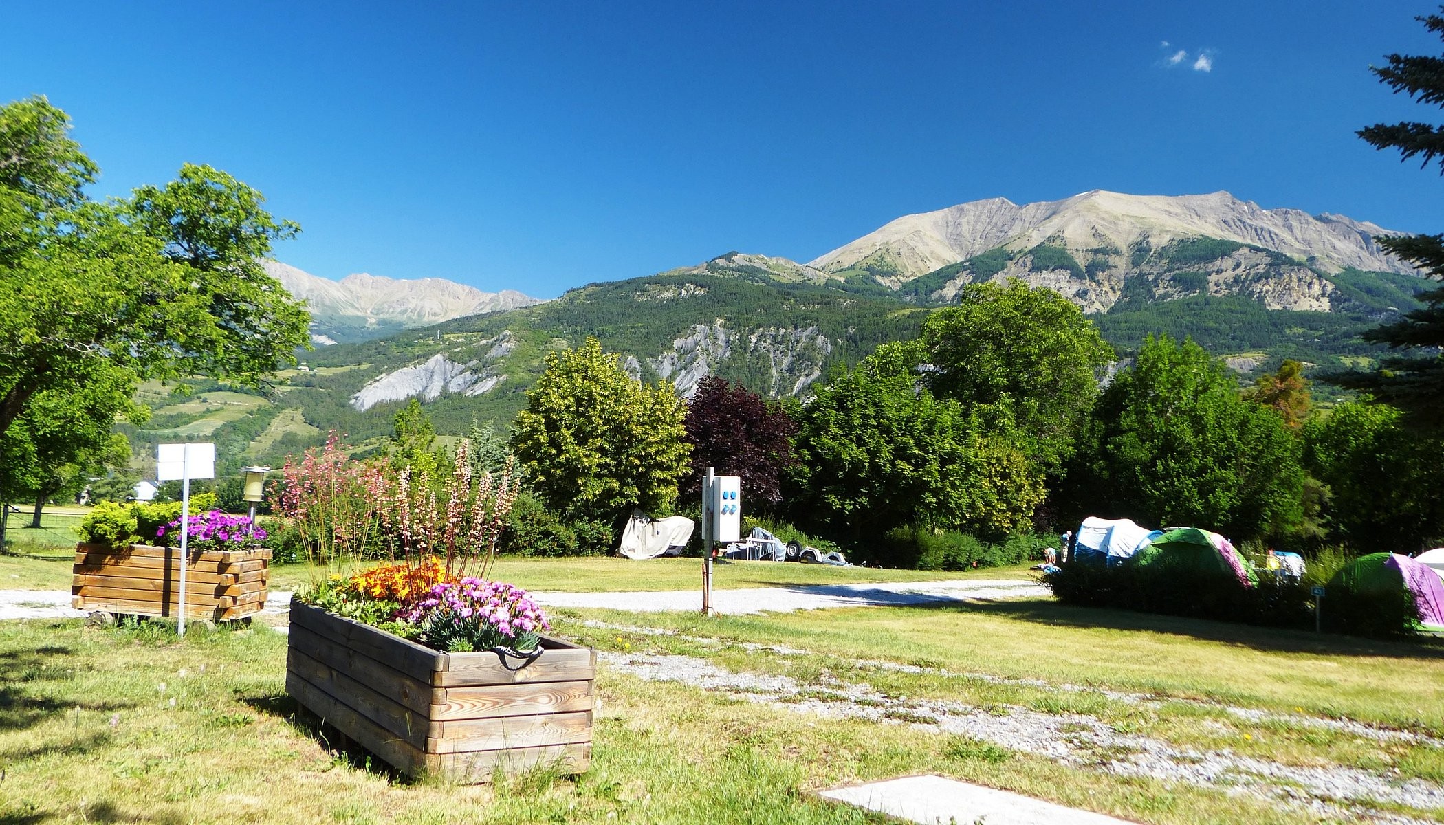 Camping La Chaup, Camping à Enchastrayes