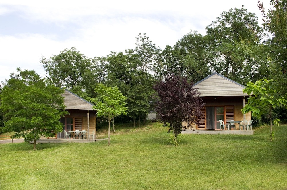 Camping Municipal Les Berges Du Bramont, Camping à Saint-Bauzile