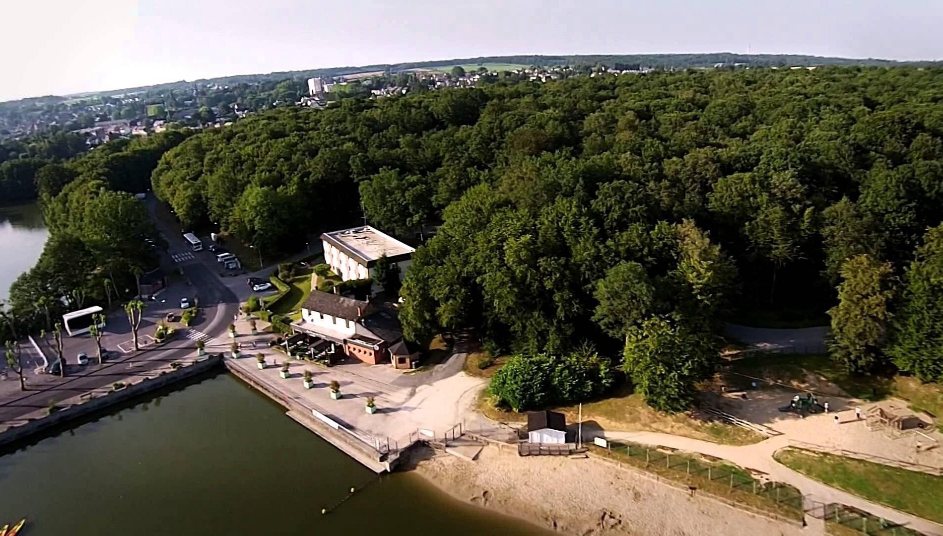 Camping Et Base De Loisirs Les Etangs Des Moines, Camping à Fourmies