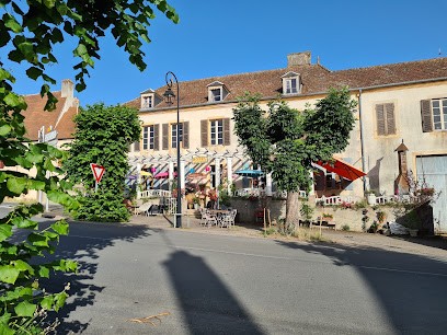 Hondencamping Le Grand Larue, Camping à Couleuvre