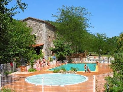 Camping Isis En Cévennes, Camping à Saint-Julien-de-la-Nef