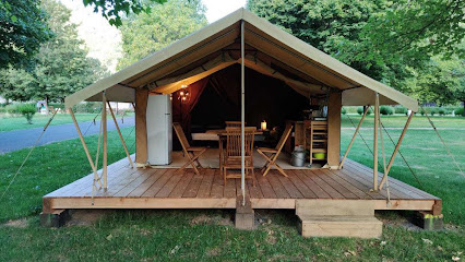 Camping** Vic'nature, Camping Auvergne Nature Camping à Vic-sur-Cère