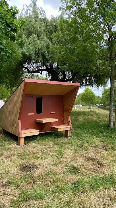 Camping municipal Les Rives de Mayenne- L. Delanoue, Camping à Montreuil-Juigné