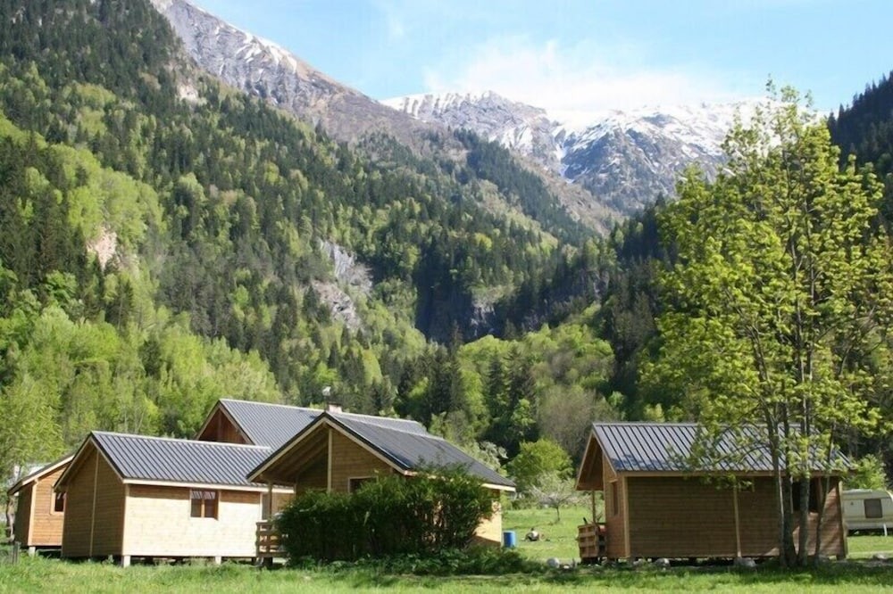 Camping La Cascade De Venosc, Camping au Bourg-d'Oisans