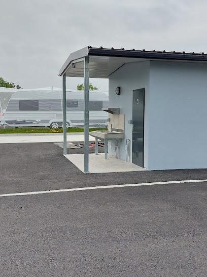 Aire d'accueil des gens du voyage, Camping à Montech