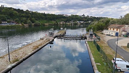 CAMPING CANARDIÈRES, Camping à Morsang-sur-Seine
