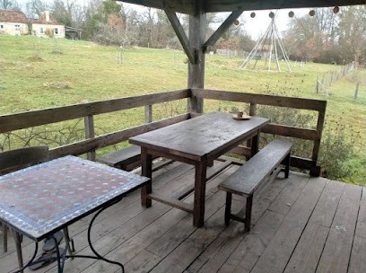 Apyraine : Hébergement insolite, Cabane, emplacements camping, emplacements tente, Dordogne, Nouvelle-Aquitaine, Camping à Issac