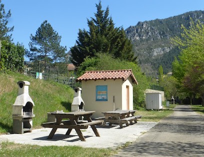 Camping Municipal De Brouillet, Camping au Rozier