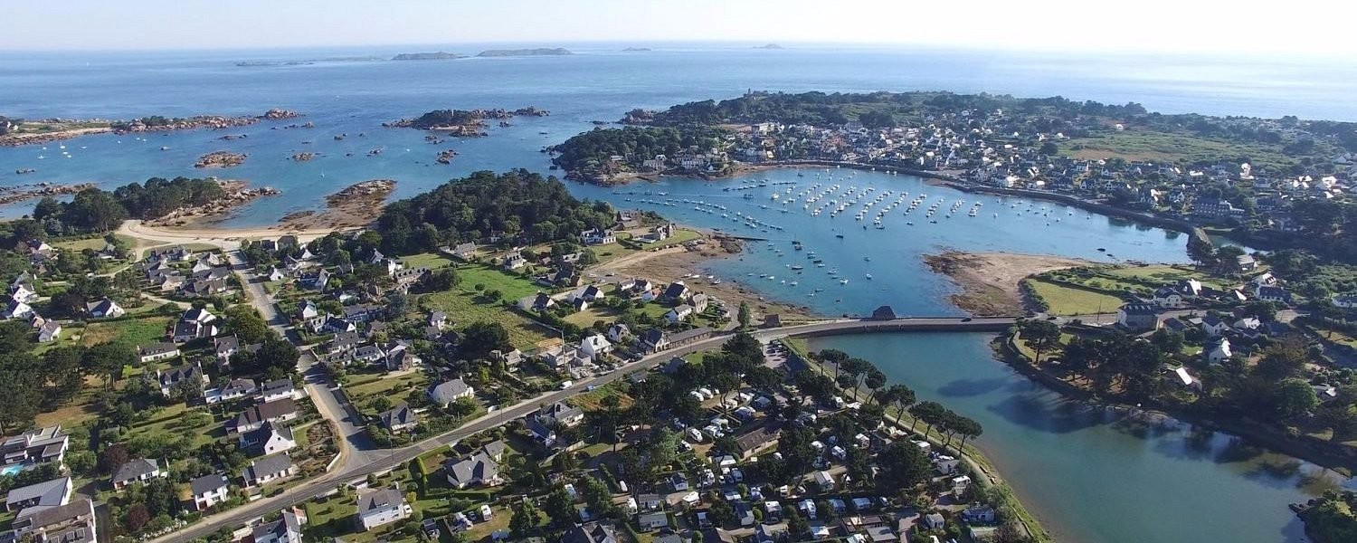 Camping Tourony - Camping Côte de granit rose -Trégastel - Ploumanac'h - Aire de camping car, Camping à Trégastel