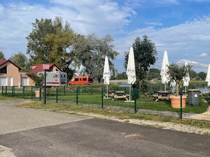 Aire Camping-Car Park, Camping à Seltz