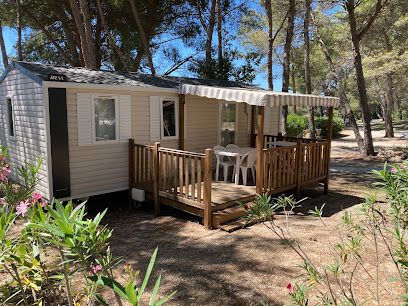 Camping Lou Paradou, Camping à Lambesc