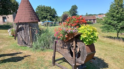 The Swimmers’ Camp Site, Camping à La Celle-Dunoise